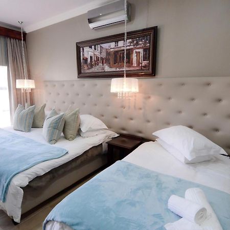 Abella Bed And Breakfast Vryburg Ngoại thất bức ảnh